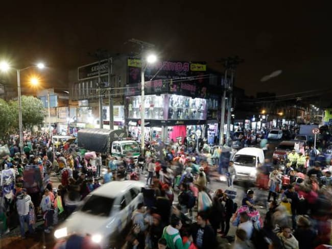 Comerciantes del Restrepo en Bogotá se quejan por ventas informales