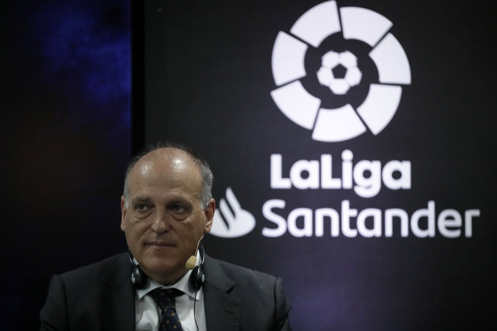 Real Madrid pide la salida del presidente Javier Tebas por “dañar la imagen del fútbol español”. (Photo by Burak Akbulut/Anadolu Agency via Getty Images)