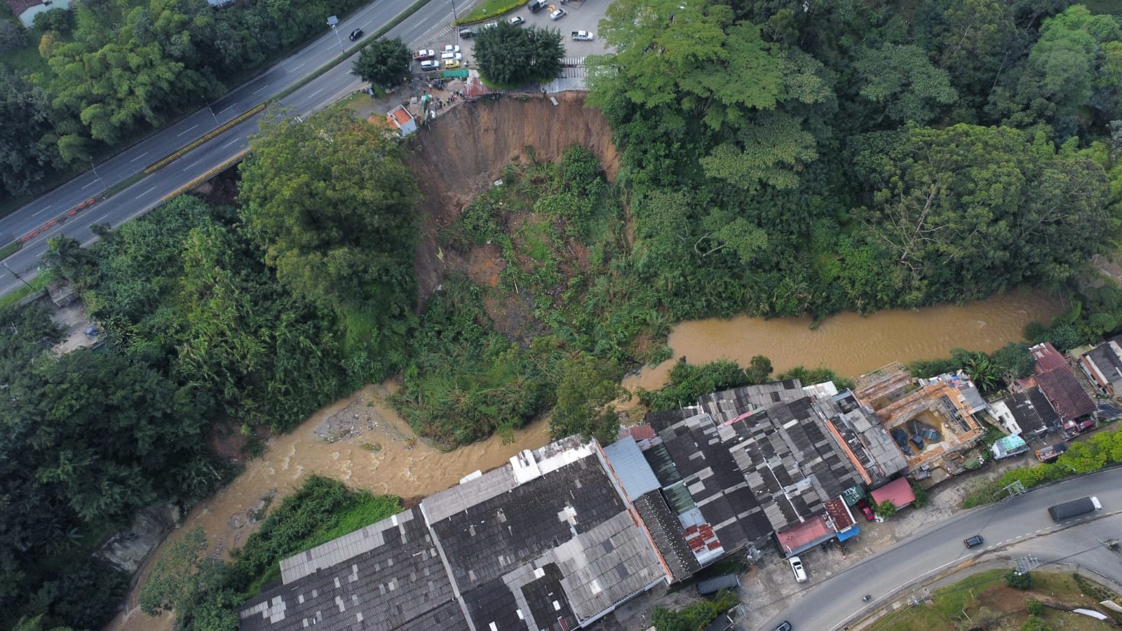 Deslizamiento en La Estrella. Foto: Alcaldía de La Estrella.