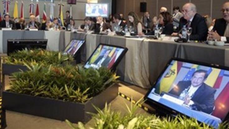 Cancilleres de Unasur se reunirán el jueves por crisis entre Colombia y Venezuela