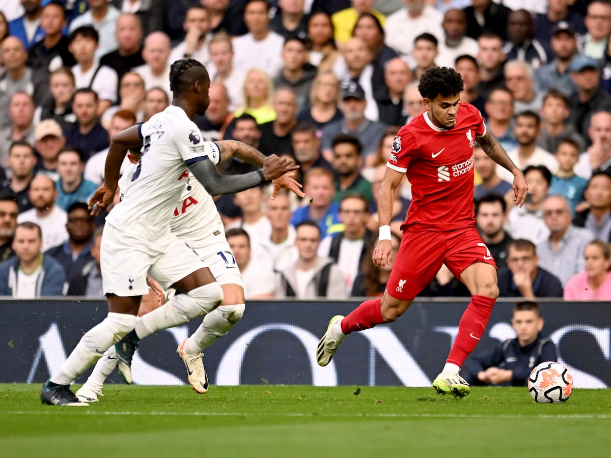 Premier League reconoce que árbitros se equivocaron anulando gol de Luis Díaz al Tottenham