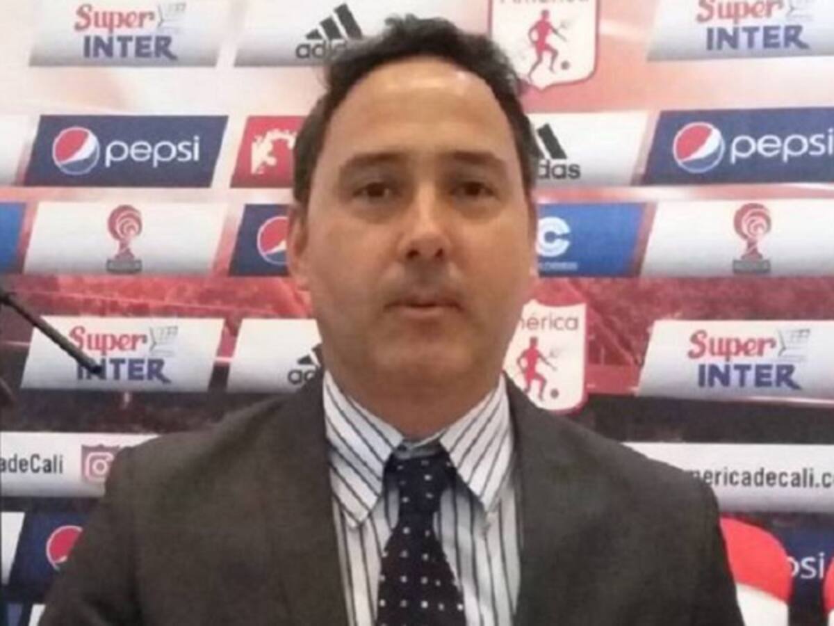 América debe rodearse con gente del fútbol: exgerente corporativo del club