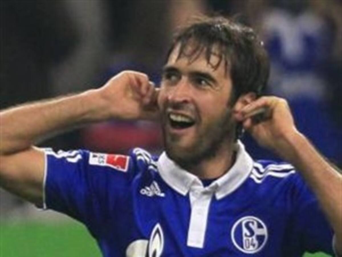 Raúl dejará a final de temporada el Schalke 04