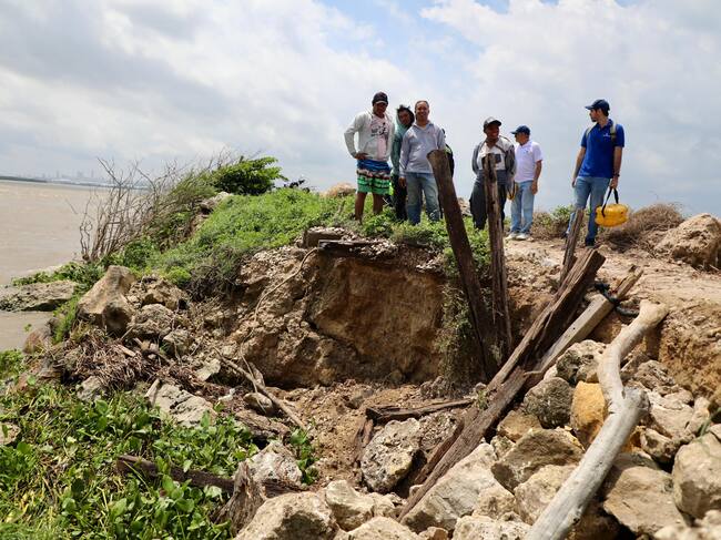 Inspecciones en el tajamar occidental. Foto: Alcaldía de Barranquilla.
