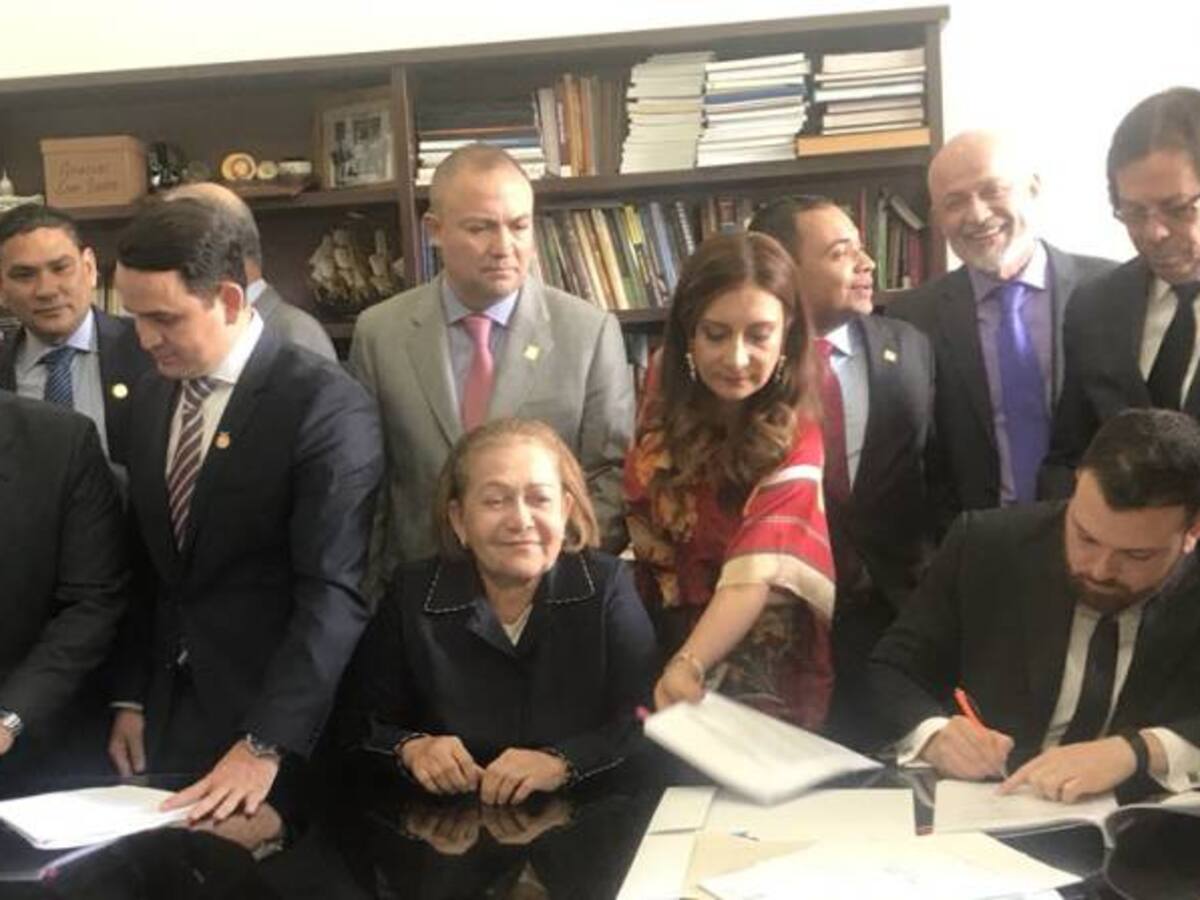 Se radicó proyecto de ley sobre la creación del Ministerio de la Familia