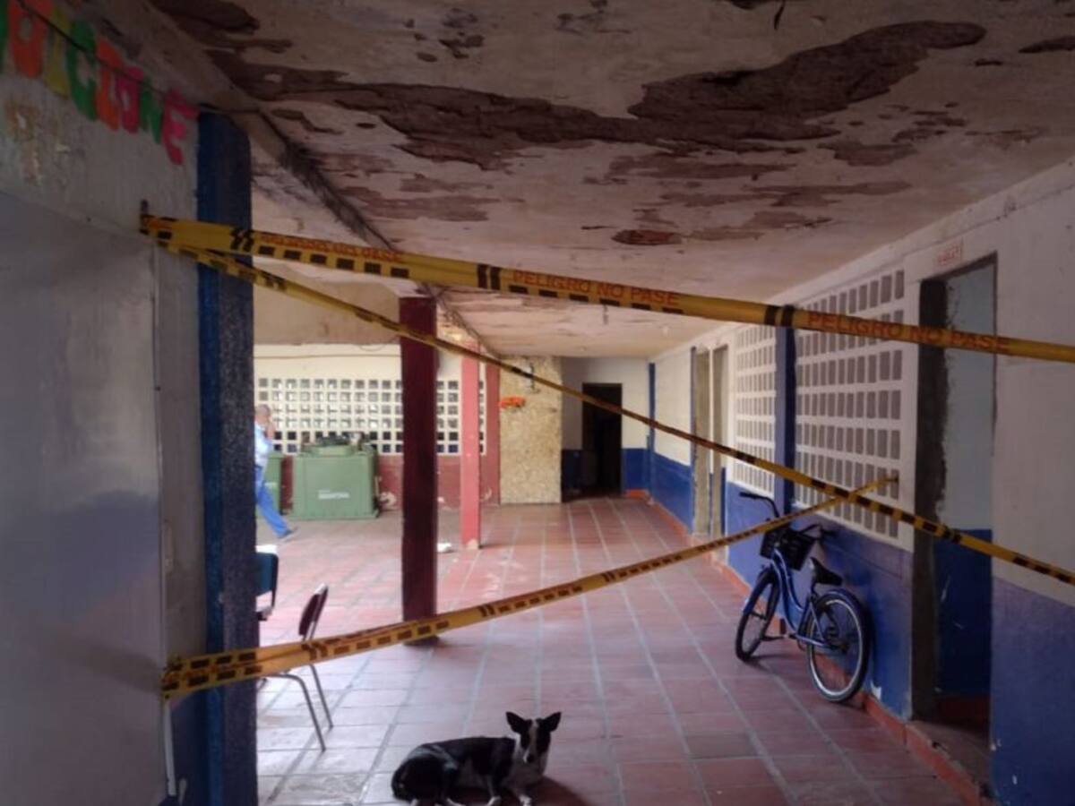 Institución Educativa Las Gaviotas en Cartagena se cae a pedazos