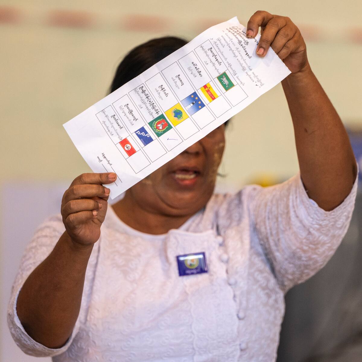 Birmania celebró elecciones legislativas organizadas por la junta militar y sin la oposición