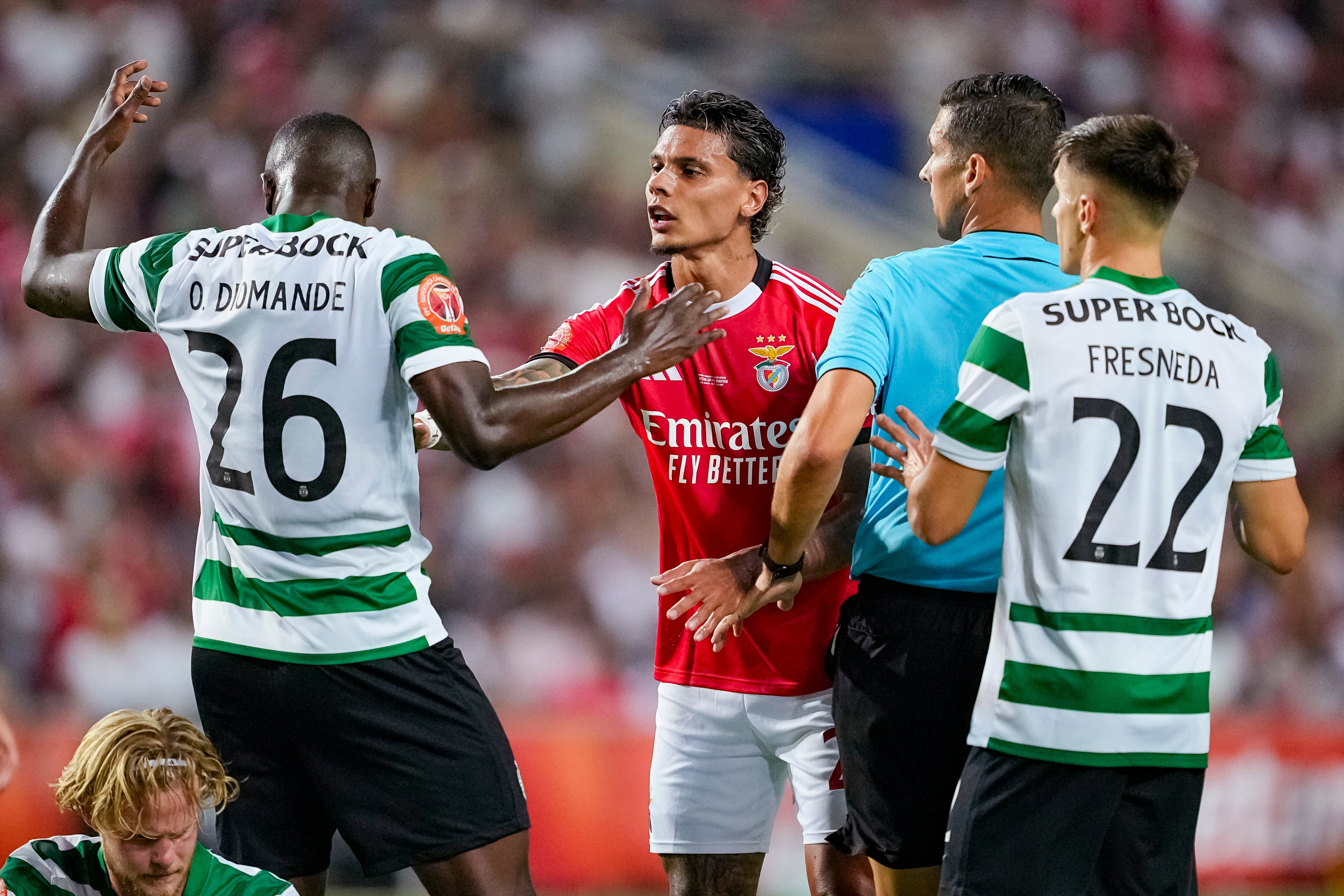 Benfica vence al Sporting de Lisboa y gana la Supercopa de Portugal: ¡Richard Ríos es campeón!. (Photo by Pedro Loureiro/Eurasia Sport Images/Getty Images)