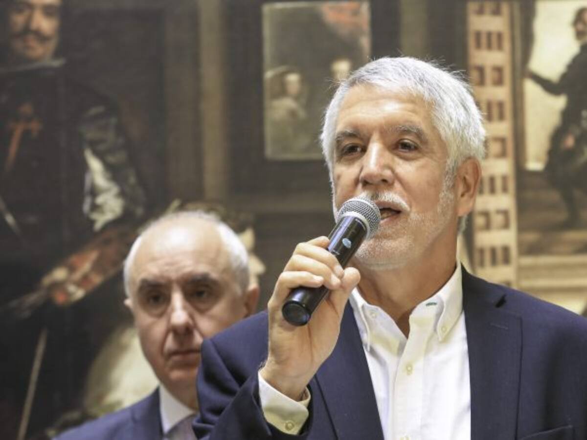 La SIC no tiene la competencia para decidir cobro de taxis: Peñalosa