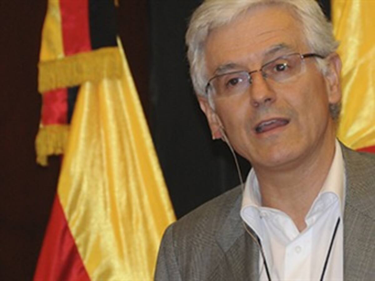Rodolfo Arango, número 14 al Senado por el partido Polo Democrático