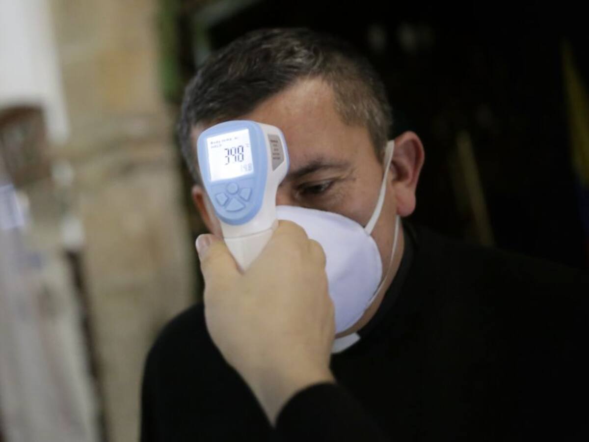 Bogotá elimina toma de temperatura y otras “poco efectivas” contra el Covid