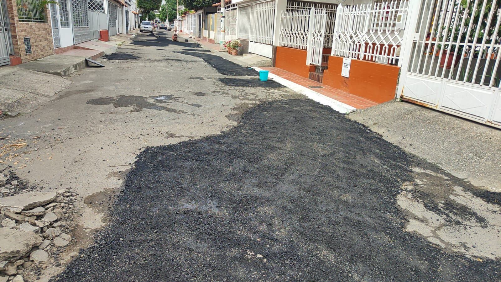 Con rifas, comunidad en Cúcuta reunió recursos para tapar los huecos en sus calles. / Foto: Cortesía.