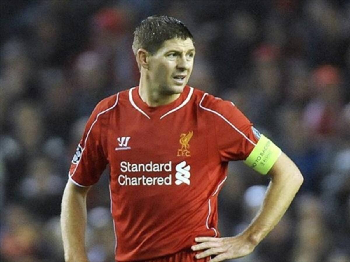 Steven Gerrard, uno de los últimos hombres de club en la Premier League