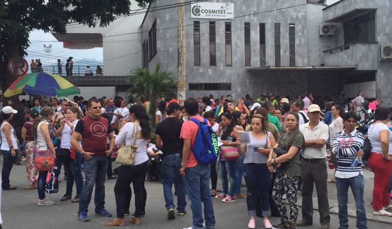 Los docentes hacen protestas permanentemente.