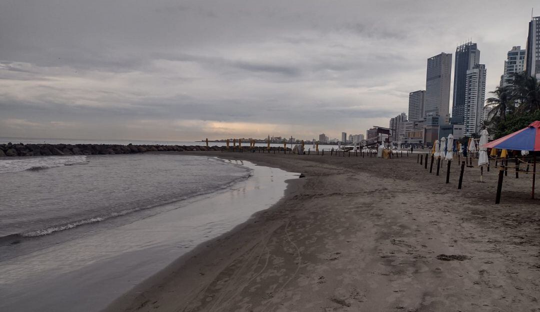 En sectores de playa como Bocagrande esperan una compensación económica