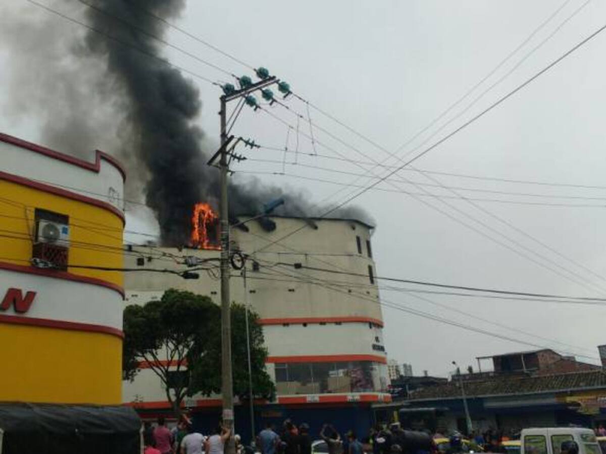 Se incendió un almacén de bicicletas en Bucaramanga