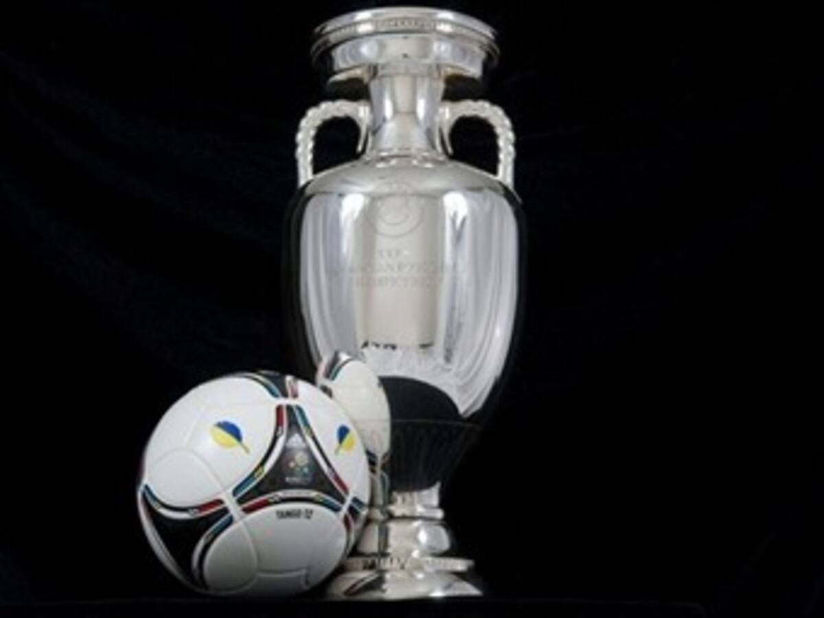La Eurocopa en 2020 será en varios países de Europa