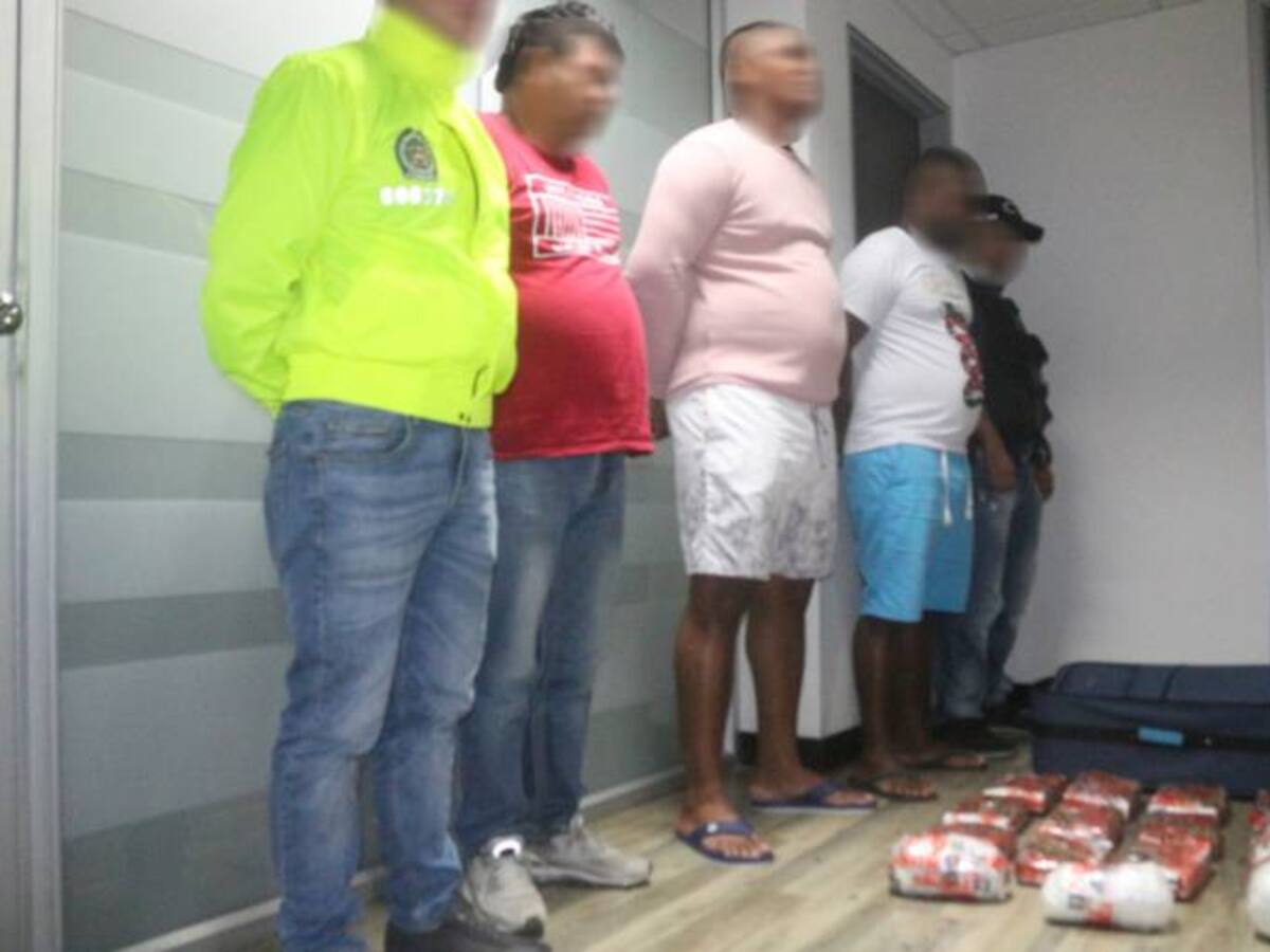 En hotel en el sur de Cartagena capturan tres personas con 15 kilos de coca