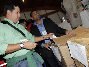 Fue votada favorablemente la alianza entre el Partido Verde y el Movimiento Progresistas con una amplia mayoría durante el segundo día del IV Congreso Nacional del Partido Verde. Fotos Colprensa.