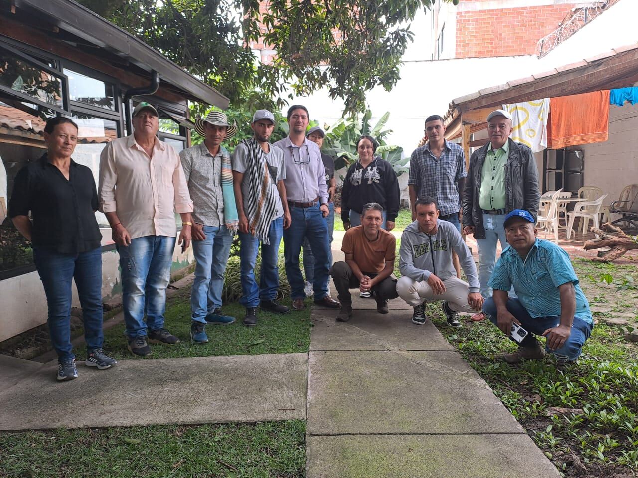 Protesta de campesinos en la Agencia Nacional de Tierras. Foto: Caracol Radio
