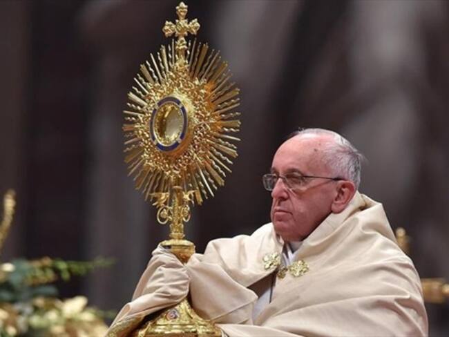 Piden al Papa Francisco que frene adopción homosexual en el país