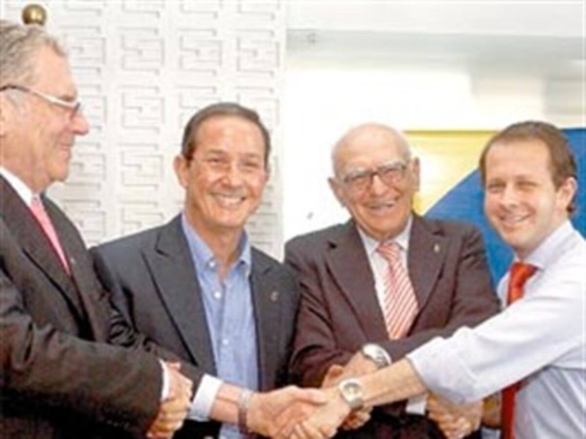 El conservatismo aplaza para marzo la consulta interna
