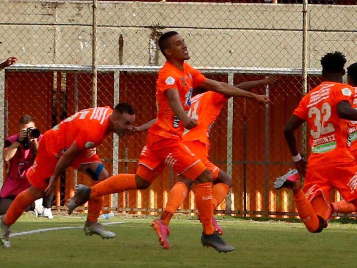 Envigado gana en el último segundo y pone en riesgo liderato de Alianza
