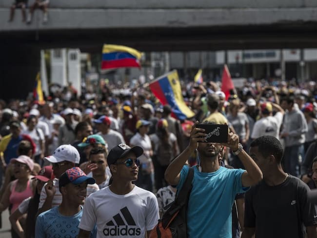 Así se preparan las fronteras para hacer llegar la ayuda humanitaria a Venezuela