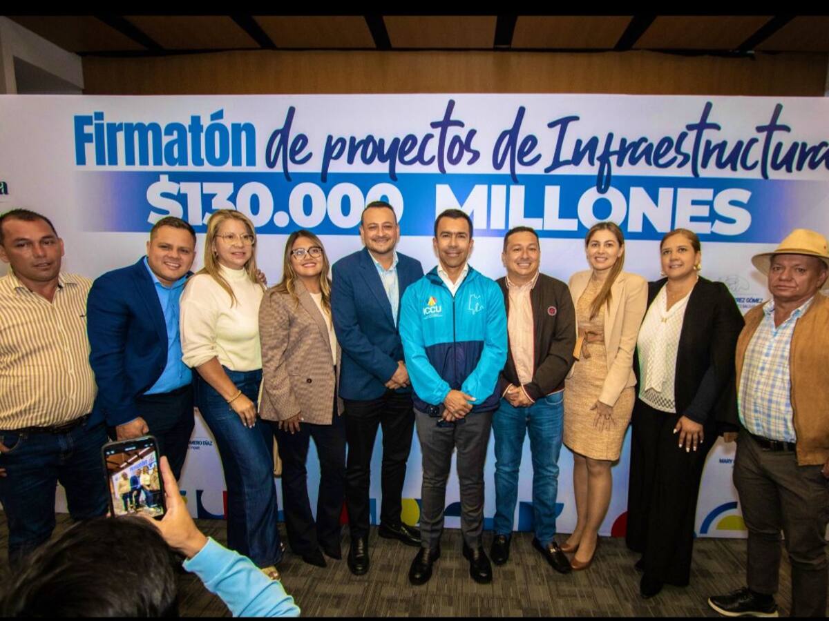 Gobernación de Cundinamarca firma convenios por $130 mil millones para infraestructura