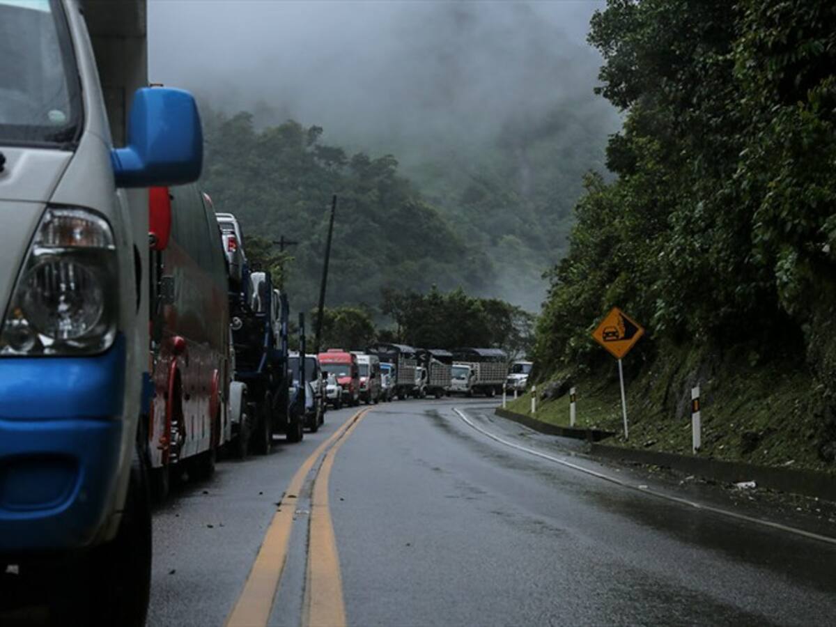 Vuelve y juega, durante toda la noche estuvo cerrada la transversal del Cusiana