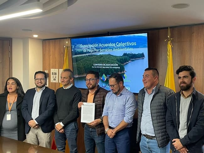Bogotá y Cundinamarca firman un nuevo pago por servicioambiental para la conservación del agua en la región