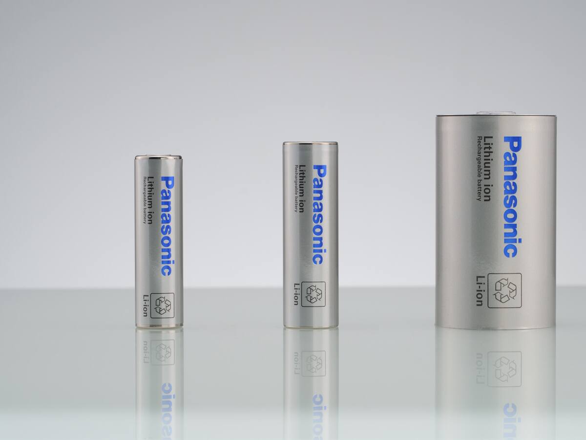 Panasonic Energy y Mazda inician conversaciones para establecer alianza