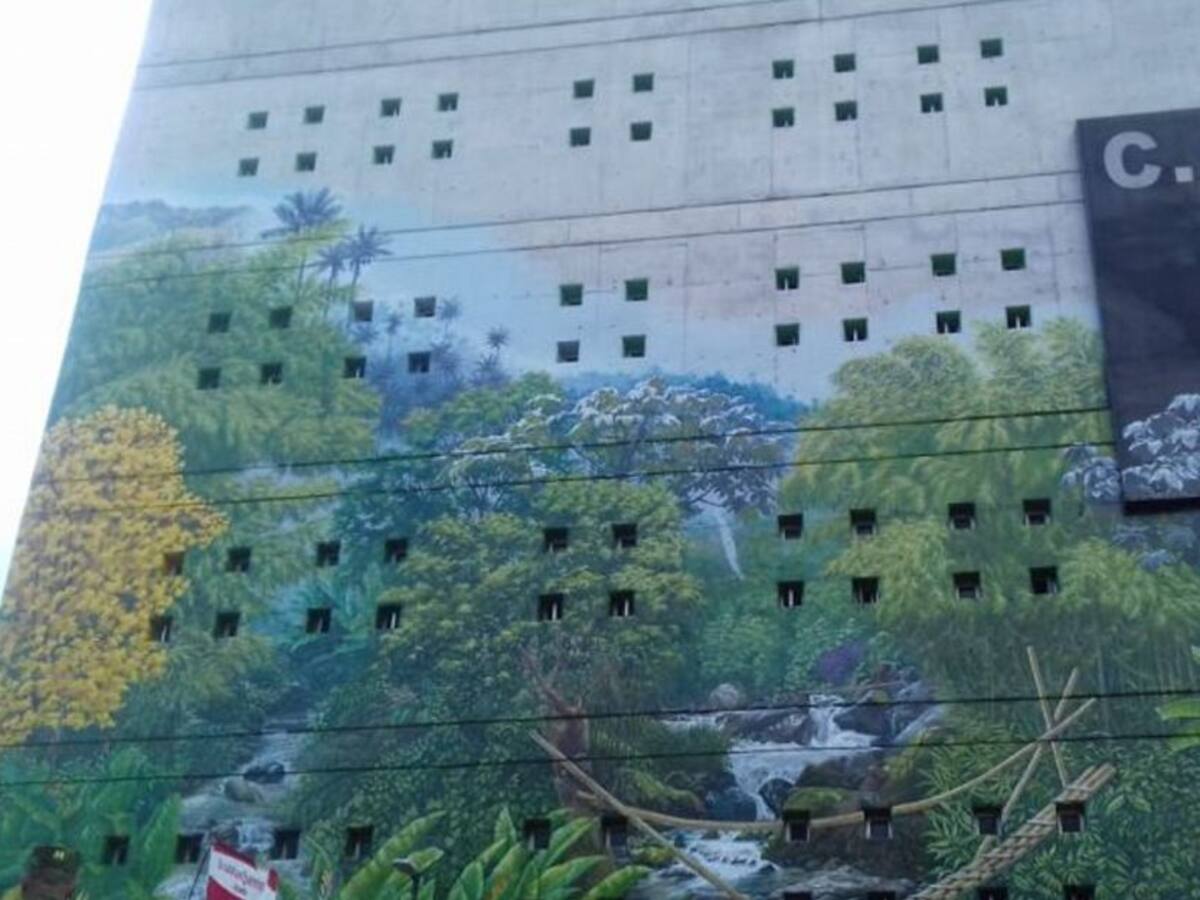 Empresa intermediadora de seguros denuncia favorecimiento en licitación