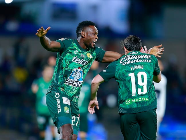 Doblete de Diber Cambindo en triunfo de León: así está la lista de goleadores colombianos en 2026. (Photo by Mauricio Salas/Jam Media/Getty Images)