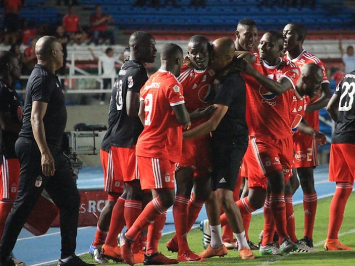 América derrotó 2-1 a Cali y se quedó con el clásico vallecaucano