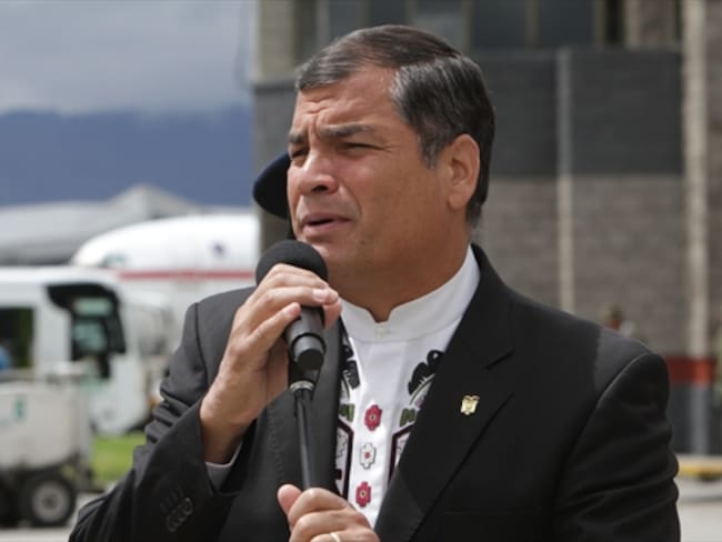 Correa admite diálogos entre Gobierno y ELN en Ecuador