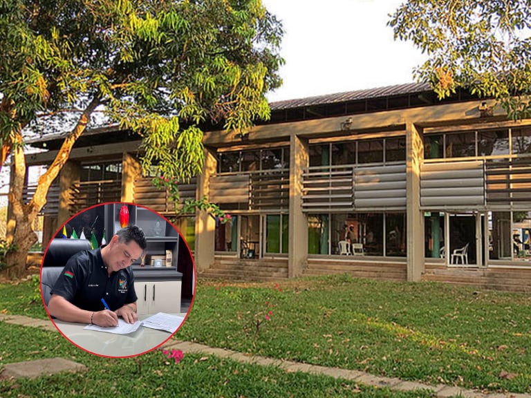 Gobernador de Arauca firmando- UNAL en Arauca