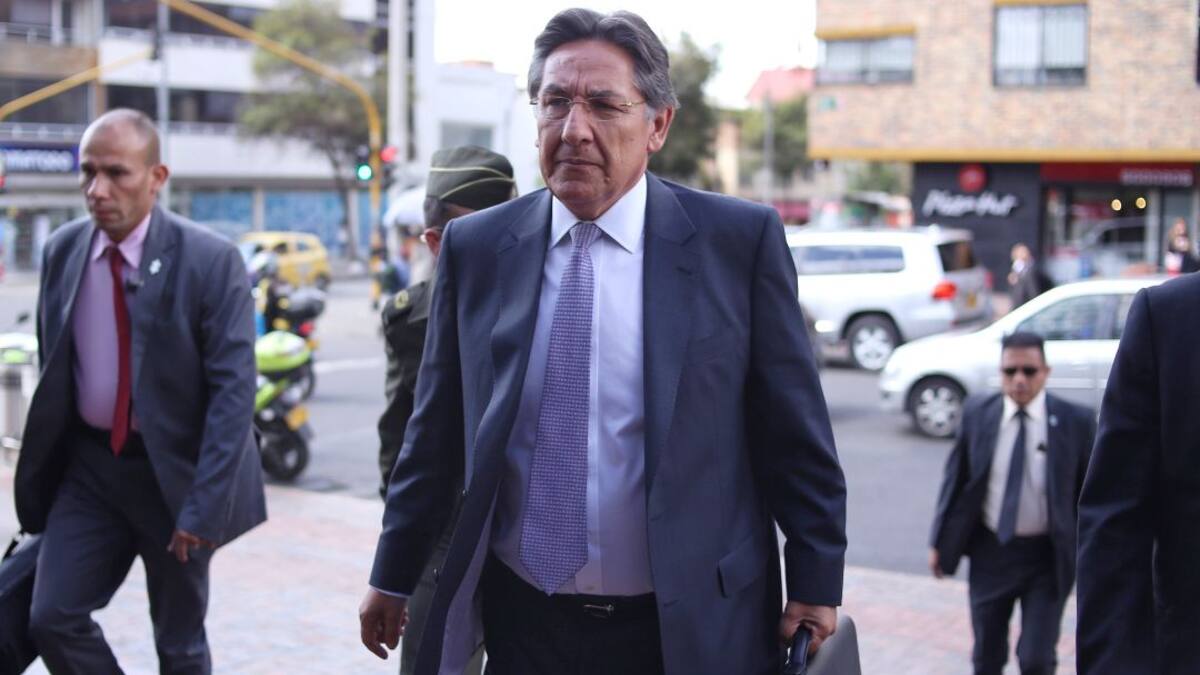 Archivan indagación contra exfiscal Néstor Humberto Martínez por Odebrecht