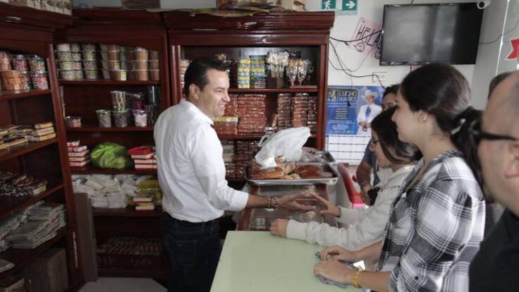 El gobernador de Santander tuvo una emergencia mientras volaba a Vélez