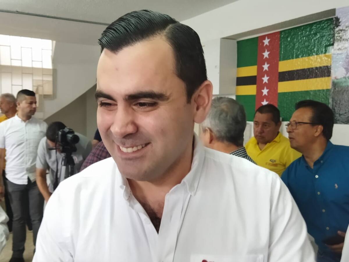 CNE dejó en firme la candidatura de Héctor Mantilla a la gobernación de Santander