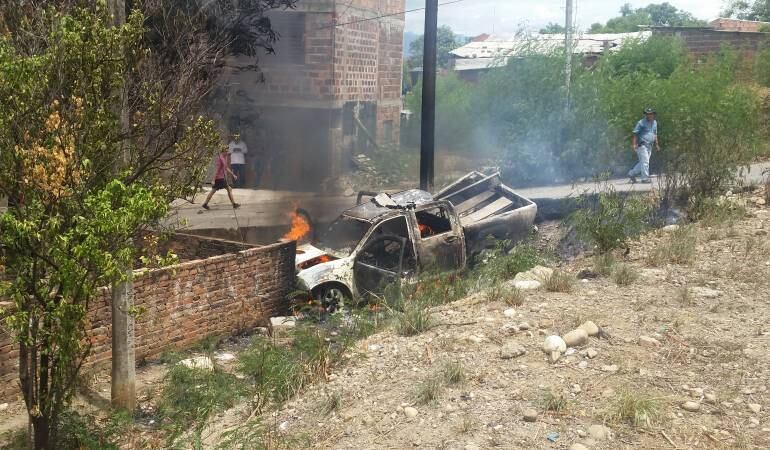 Los uniformados salieron ilesos.