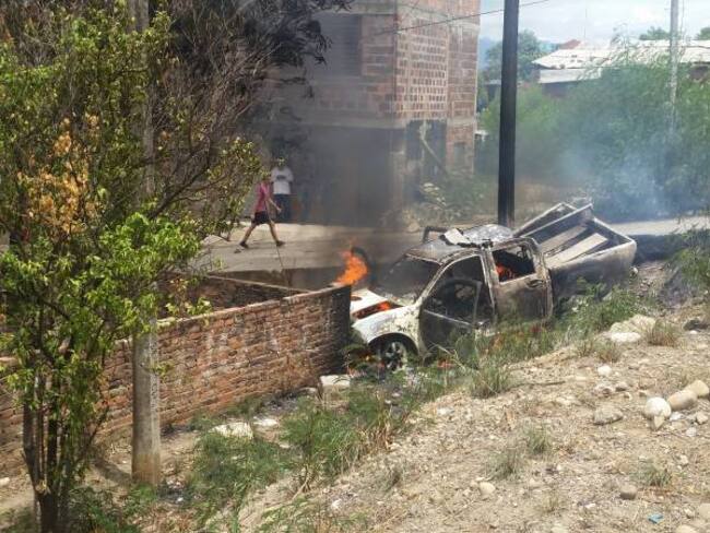 Los uniformados salieron ilesos.