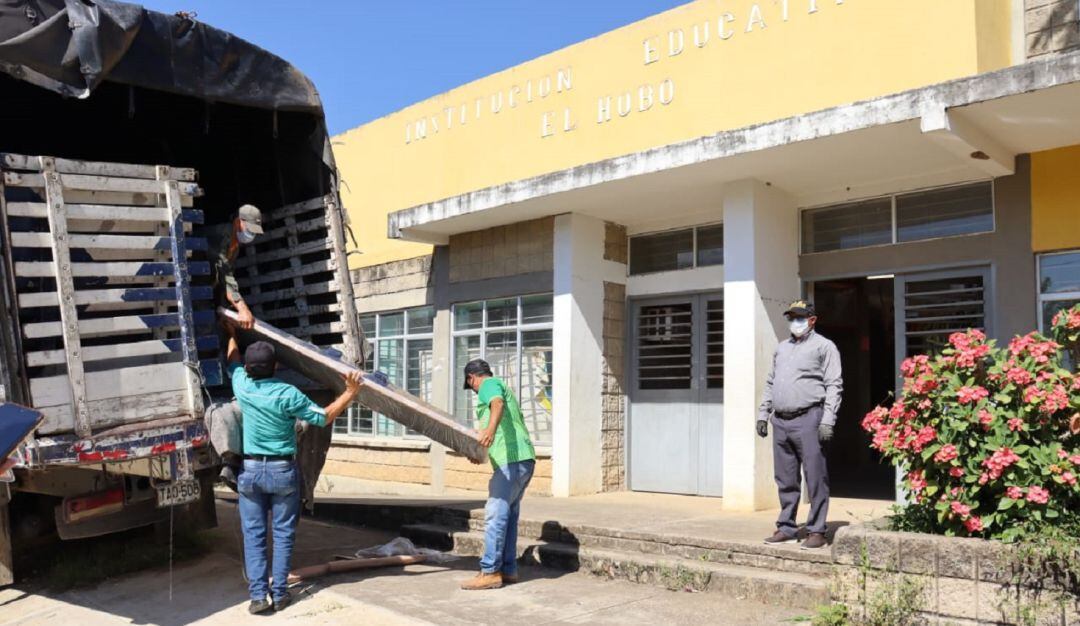 Llegada del mobiliario a El Carmen de Bolívar