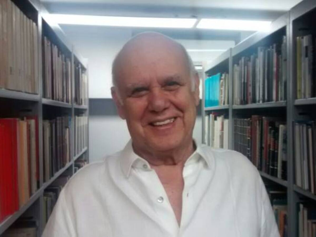 Biblioteca Banco de la República en Cartagena recibe donación del maestro Rodolfo Segovia