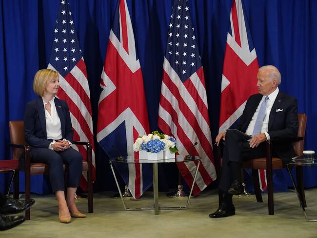 Presiente Biden reacciona a la renuncia de la primera ministra de Reino Unido, Liz Truss