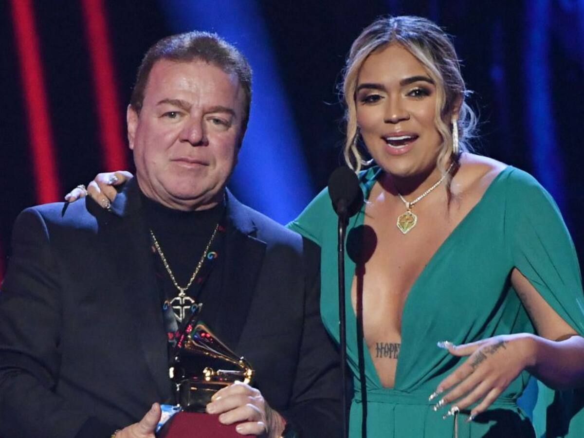 El papá de Karol G aparece en redes sociales bailando en tanga brasilera