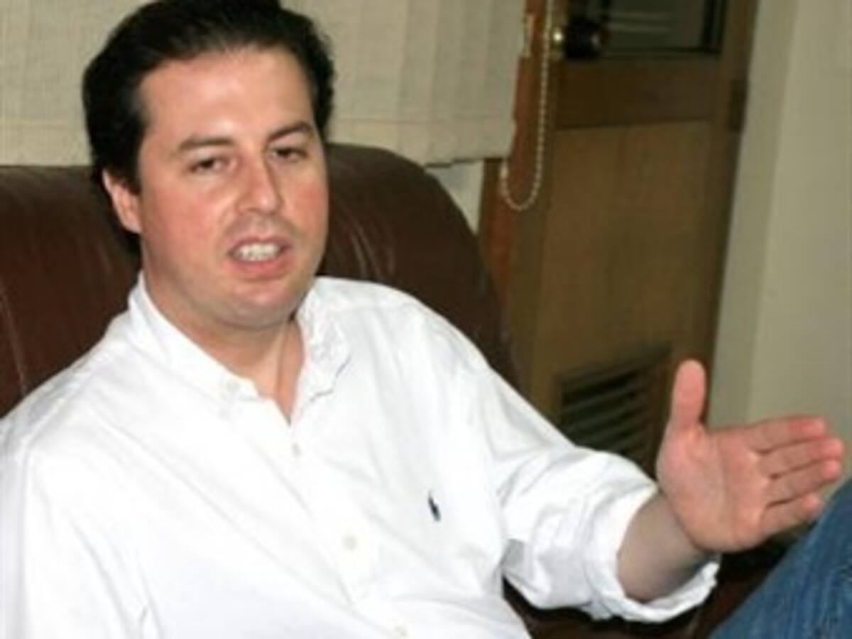 El partido Liberal acusa a ADN y al partido PIN de comprar votos