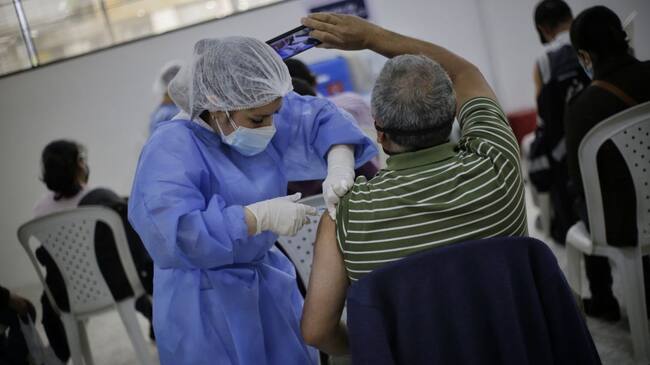 Vacunación COVID-19