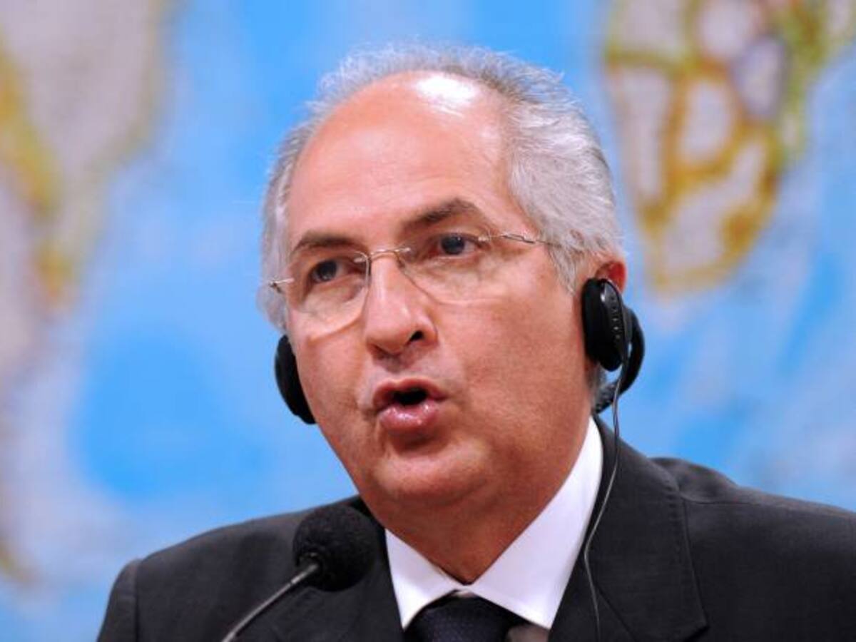 Antonio Ledezma en Caracol Radio: dejo las banderas a María Corina Machado