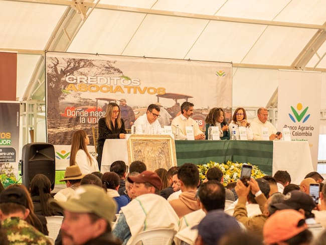 Los recursos fueron socializados en un evento con población rural. Foto | Alcaldía de Chiquinquirá